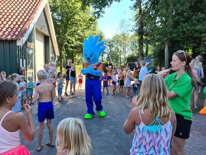 Mulder'S Vakantiehuis, Jaarplaats 108 Op Recreatiepark De Tien Heugten Schoonloo Luaran gambar